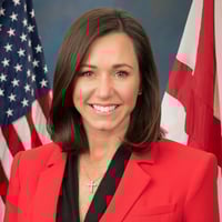 Senator Katie Britt portrait Jan 2023-square